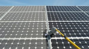 ¿Cómo limpiar las placas solares?